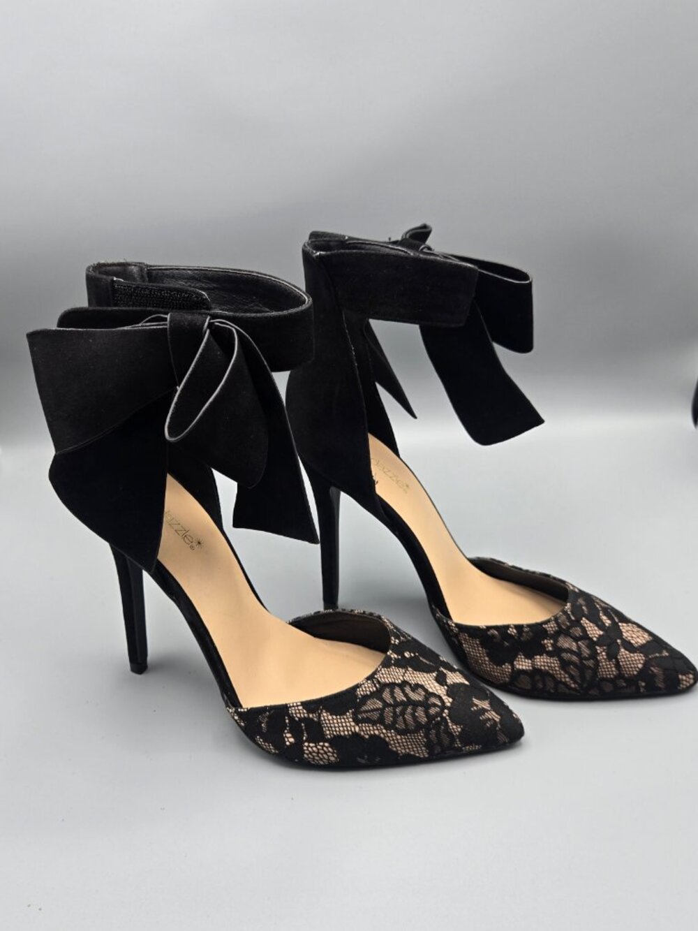 ShoeDazzle Lacella Black Lace Nude Bow Ankle Strap Pumps Heels Women's Size 10 - Picture 5 of 8